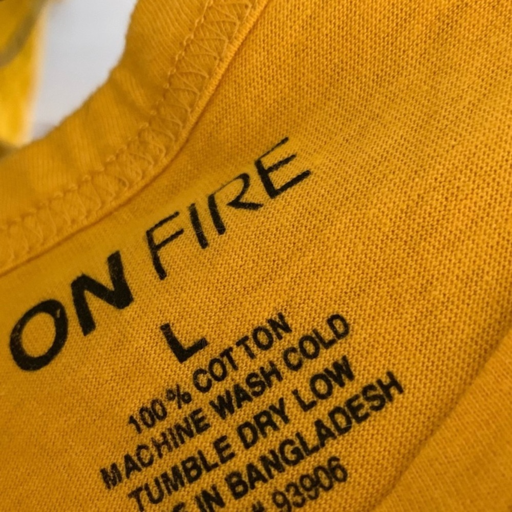 Boss one fire top T-shirt size L - Picture 3 of 4